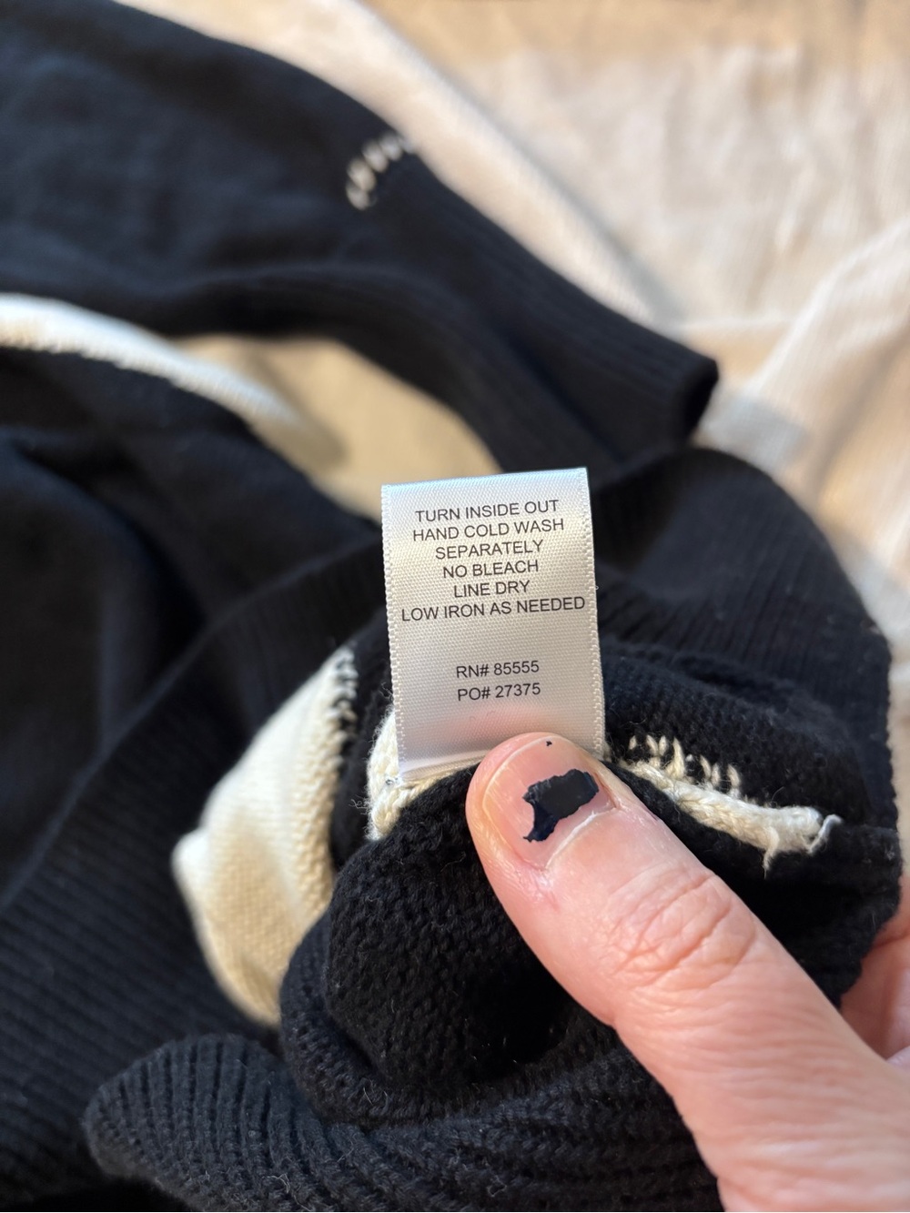 Pistola Colorblock Sweater Oversized Size Small Black Cream Yin Yang Darya Crew - Picture 12 of 12